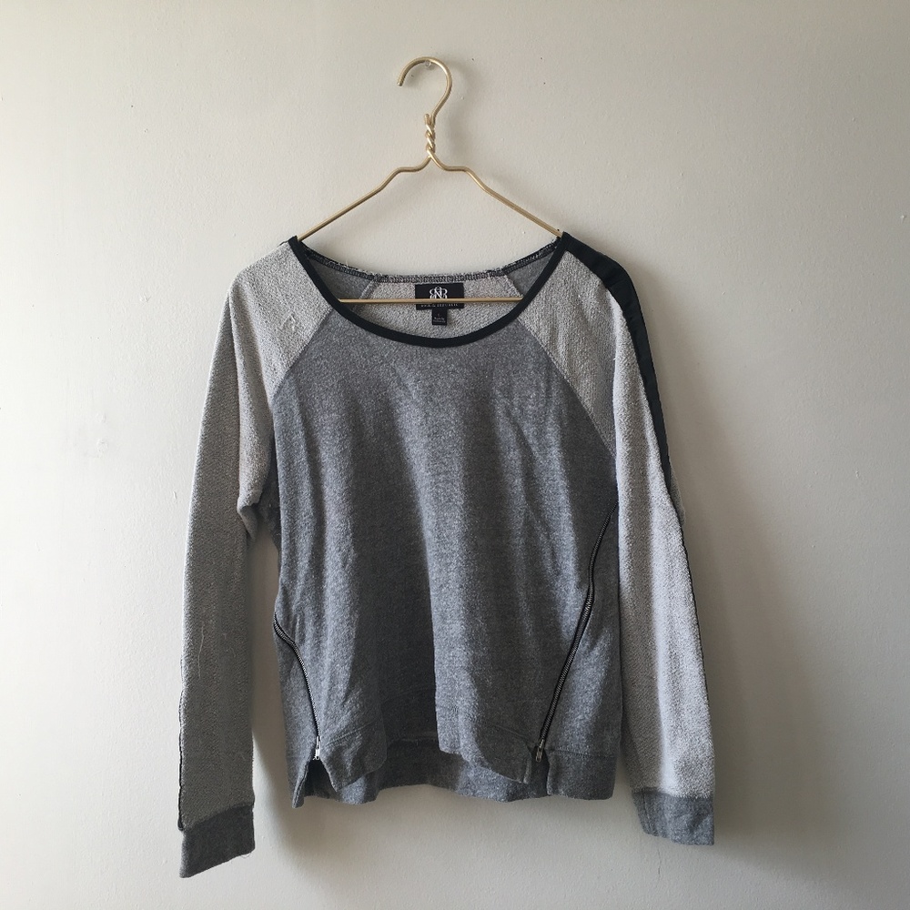 🌺4/$20 - Rock & Republic Mixed Fabric Sweater